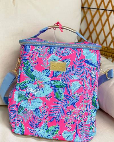 Lilly Pulitzer Sink or Swim Wine Carrier | The Paper Store