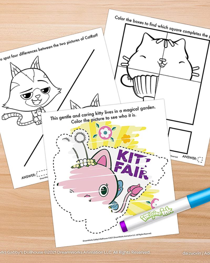 Crayola Silly Scents Coloring Book & Scented Markers, Fair Coloring Pages,  Gift