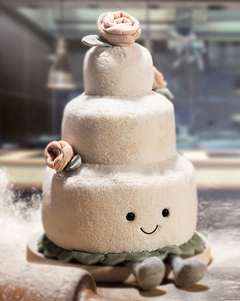 Plush Wedding Cake 2024