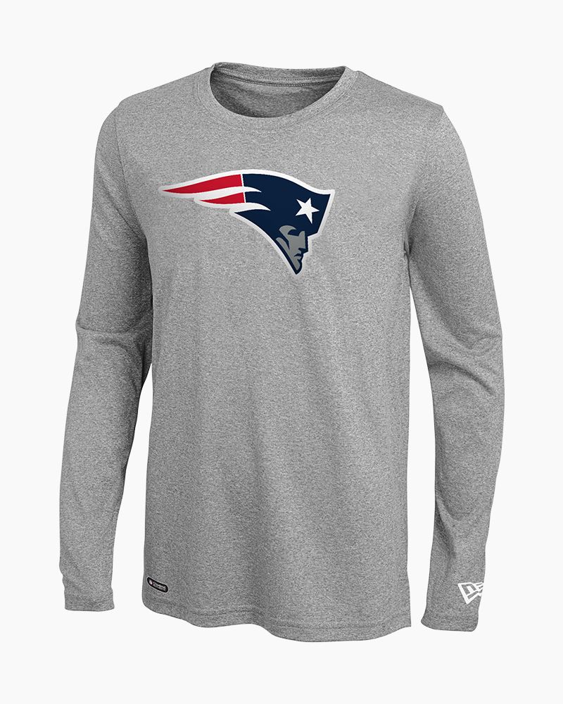 Men's New Era Royal England Patriots Throwback Raglan Long Sleeve T-Shirt Size: Medium