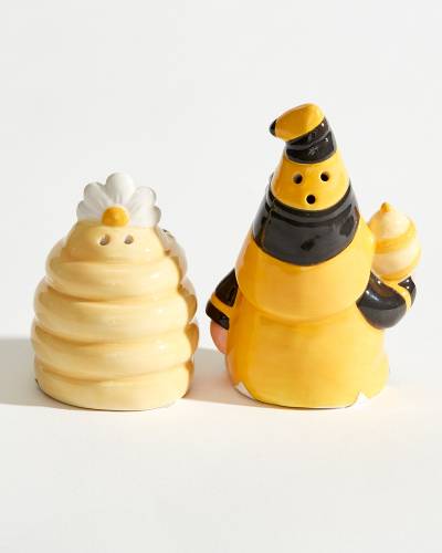 Cream Bee Hive Salt & Pepper Shaker Set – Cherish Home