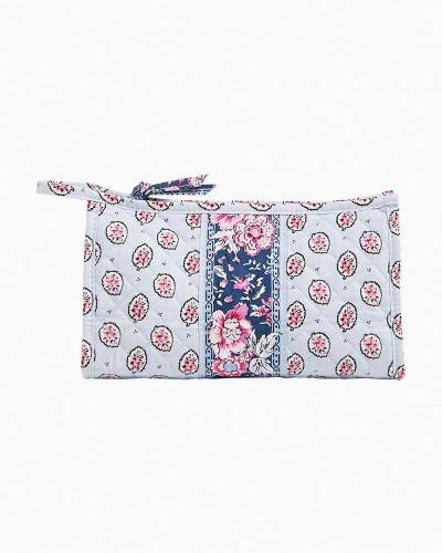 Shop Vera Bradley Iconic Small Spinner Suitca – Luggage Factory