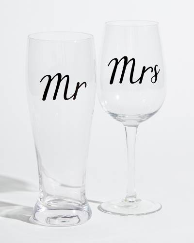 Mr and Mrs Champagne Set – The Rustic Market