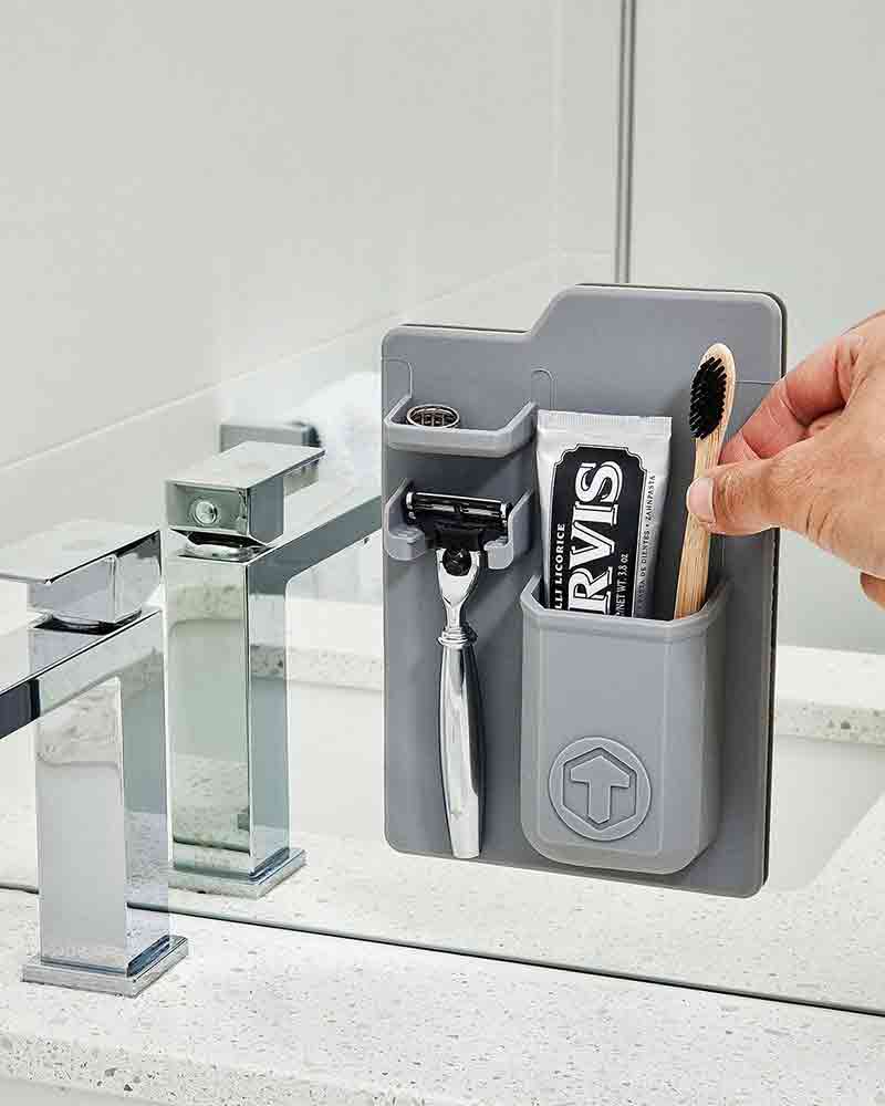 Tooletries Toothbrush & Razor Holder